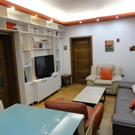 Apartment Sofia Lux Top Center ภายนอก รูปภาพ