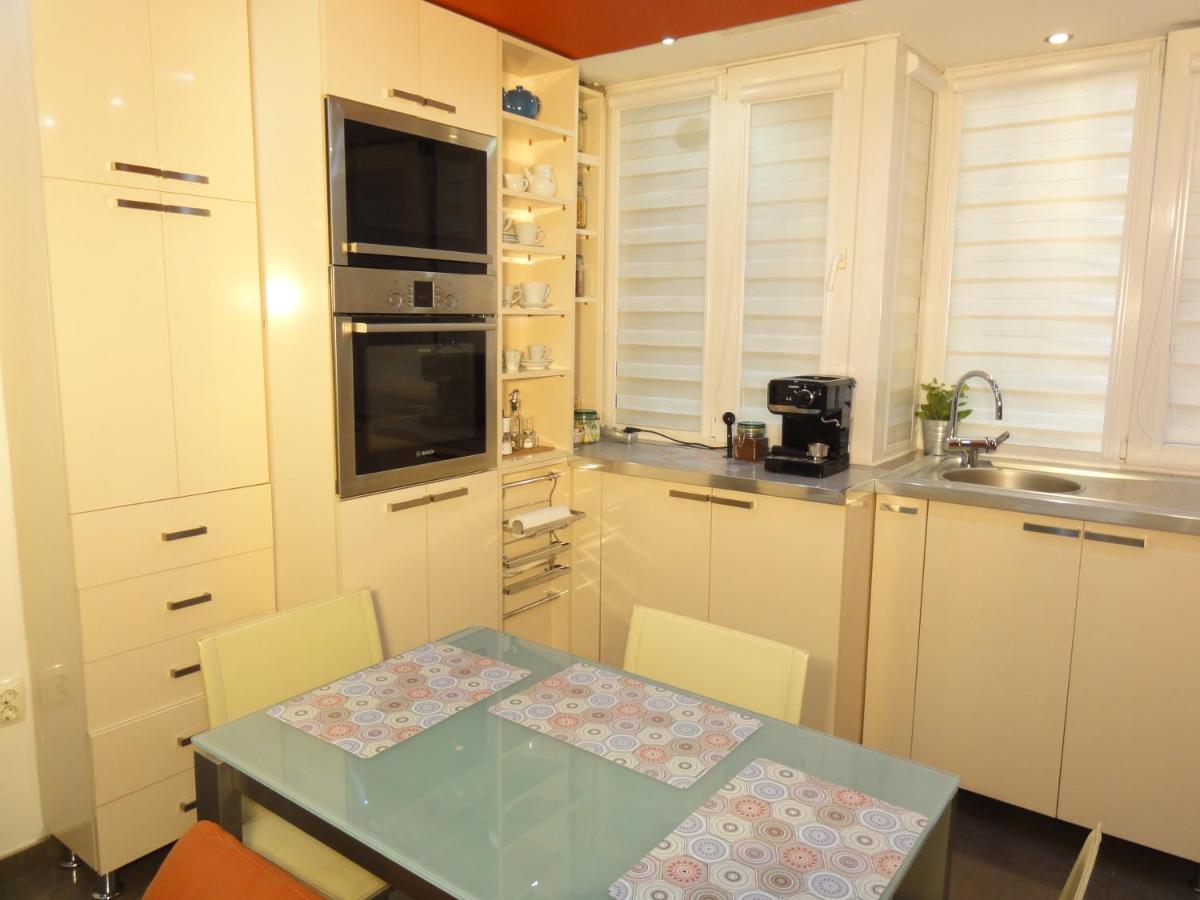 Apartment Sofia Lux Top Center ภายนอก รูปภาพ